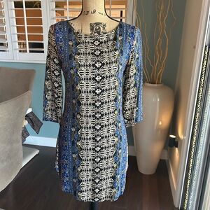 Gianni Bini Blue and Cream Patterned Tunic
